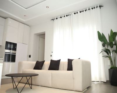 Book This Cute 🥰  Luxurious 2 Bedroom Apartment, Lekki Phase 1, Lekki, Lagos, Flat / Apartment Short Let