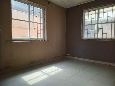 a Nice Mini Flat Apartment Within a Seren Estate, Badagry Street, Dolphin Estate,, Ikoyi, Lagos, Mini Flat (room and Parlour) for Rent