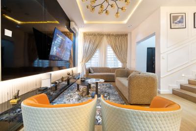 Luxurious 4 Bedroom Duplex with Pool,gym,ps5 and Snooker Board, Ikate, Lekki, Lagos, Detached Duplex Short Let