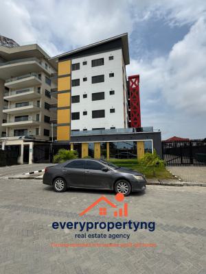 𝐖𝐄𝐋𝐋 𝐌𝐀𝐈𝐍𝐓𝐀𝐈𝐍𝐄𝐃 3 𝐁𝐄𝐃𝐑𝐎𝐎𝐌 𝐀𝐏𝐀𝐑𝐓𝐌𝐄𝐍𝐓 𝐔𝐏, Ikoyi, Lagos, House for Rent