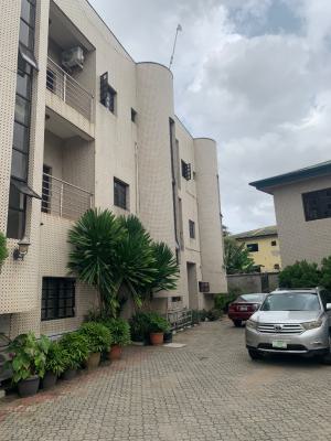 Spacious 5 Bedroom Flat, Ikeja Gra, Ikeja, Lagos, Flat / Apartment for Rent