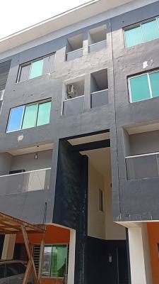Furnished 2 Bedroom Apartment in an Estate, The Horizon Cyberville Estate, By Elegushi Beach Road, Ikate Elegushi, Lekki, Lagos, Flat / Apartment for Sale