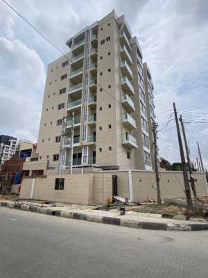 Spacious 2bedroom, Victoria Island (vi), Lagos, Block of Flats for Sale