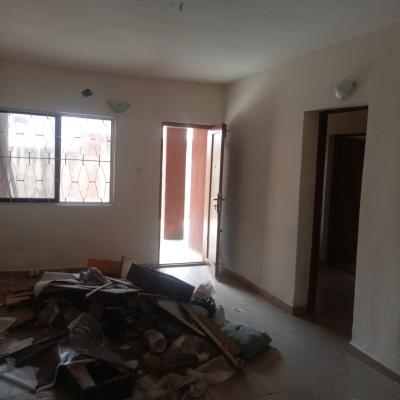 Nice and Spacious 3bedroom Flat in Surulere, Off Adelabu Road Surulere Lagos, Adelabu, Surulere, Lagos, Flat / Apartment for Rent