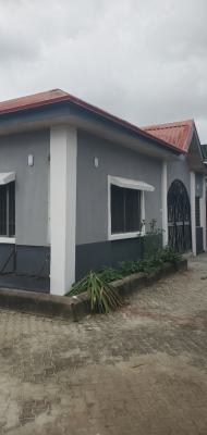 a 3 Bedroom Bungalow in Alone Compound, Ologunfe Bustop, Ibeju-lekki Lagos, Ajah, Lagos, Flat / Apartment for Rent