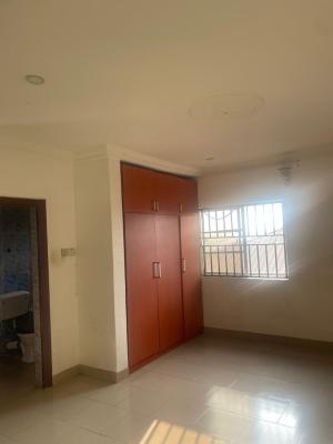 3bedroom Flat at Magodo Gra Phase 1, Magodo Gra Phase 1, Gra Phase 1, Magodo, Lagos, Flat / Apartment for Rent