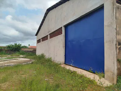 Distress Big Warehouse on 6 Plots .