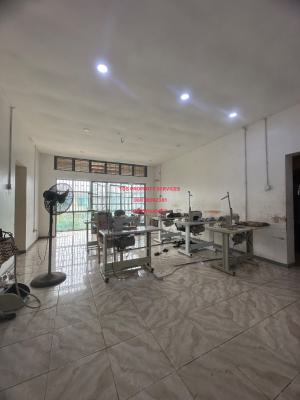 Quite Spacious 3 Bedroom Apartment, Surulere, Surulere, Lagos, Flat / Apartment for Rent