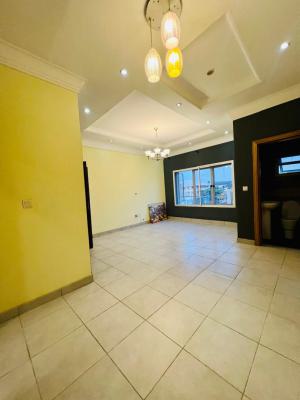 Cozy, Fully Serviced 2 Bedroom Apartment Upstairs, Off Admiralty Way, Lekki Phase 1, Lekki, Lagos, Flat / Apartment for Rent