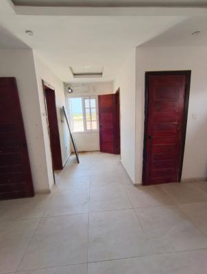 Mini Flat Penthouse, Ologolo, Ologolo, Lekki, Lagos, Mini Flat (room and Parlour) for Rent