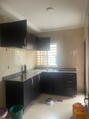 3 Bedroom Flat, Gra Phase 1, Magodo, Lagos, Flat / Apartment for Rent
