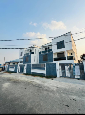 Magnificent 5-bedroom Fully Detached Home with Bq, Pool & Cinema -- Omo, Omole Phase1 Ikeja, Lagos, Omole Phase 1, Ikeja, Lagos, Detached Duplex for Sale