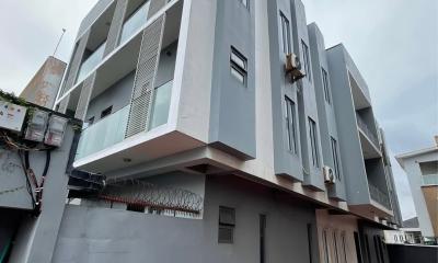 Self-serviced and Self-compound 4 Bedroom En-suite Semi-detached House, Ikate, Lekki, Lagos, Semi-detached Duplex for Rent