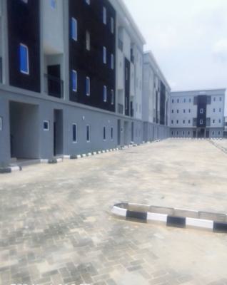 Mini Flat, Upstairs, Blenco, Sangotedo, Ajah, Lagos, Mini Flat (room and Parlour) for Rent