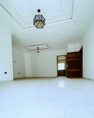 Standard 2 Bedroom Flat, Ikota Gra, Ikota Lekki Lagos., Ikota, Lekki, Lagos, Flat / Apartment for Rent