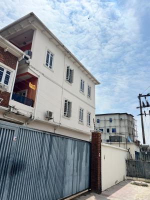 2 Bedroom Apartment, Ologolo, Lekki, Lagos, Flat / Apartment for Rent