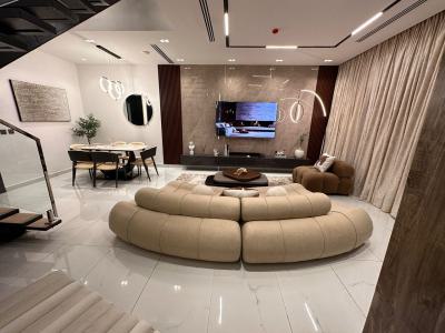 Luxury Furnished 2-bedroom Apartment - All Set -- Just Move in!, Lekki Phase 1, Lekki, Lagos, Flat / Apartment for Sale