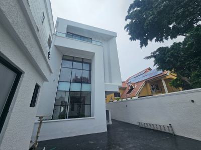 Luxury 4 Bedroom Fully Detached Duplex with Pool in a Gated Estate, Durosimi Etti, Lekki Phase 1, Lekki, Lagos, Detached Duplex for Sale