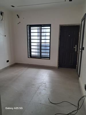 Ensuite 2bedrooms Flat, Ikeja Gra, Ikeja, Lagos, Flat / Apartment for Sale