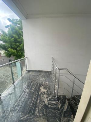 Serviced 2 Bedrooms Apartment Upstairs, Phase One, Lekki Phase 1, Lekki, Lagos, Flat / Apartment for Rent