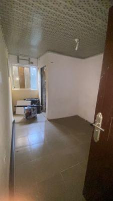 Well Maintained Self Contained, Lekki Phase 1, Lekki, Lagos, Self Contain (single Rooms) for Rent