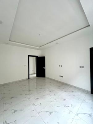 2 Bedroom Apartment with a Bq and Elevator, Lekki Phase 1, Lekki, Lagos, Flat / Apartment for Sale