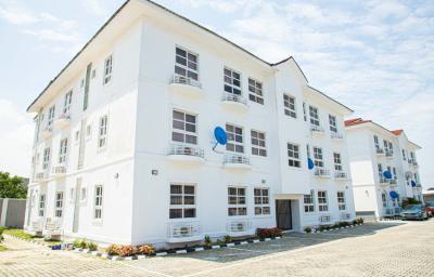 Fully Serviced 2bedroom, Ilasan New Road, Ikate Elegushi, Ikate Elegushi, Lekki, Lagos, Flat / Apartment Short Let