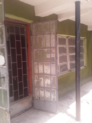 Spacious 3 Bedroomflat at Obadiah Bariga, Obadiah Bariga, Shomolu, Lagos, Flat / Apartment for Rent
