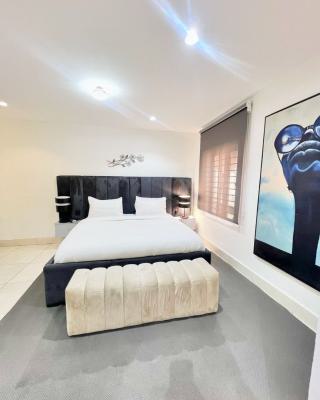 Spacious Furnished 2b Bedroom  Flat, Lekki Phase 1, Lekki, Lagos, Flat / Apartment for Rent