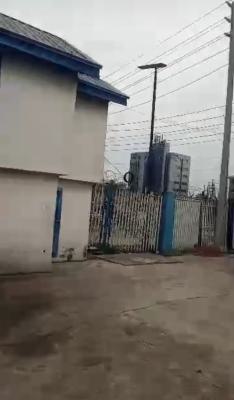 Commercial Property Along Ikorodu Road Maryland on 1300sqm of Land, Along Ikorodu Road, Maryland., Maryland, Lagos, Office Space for Sale