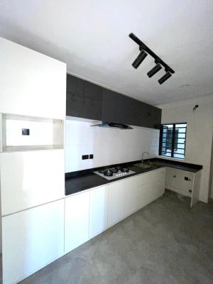 2 Bedroom Apartment, Ologolo, Lekki, Lagos, Flat / Apartment for Sale