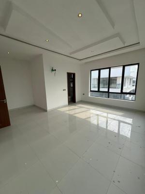 Luxury 3 Bedrooms Penthouse with a Bq, Lekki Phase 1, Lekki, Lagos, Flat / Apartment for Rent