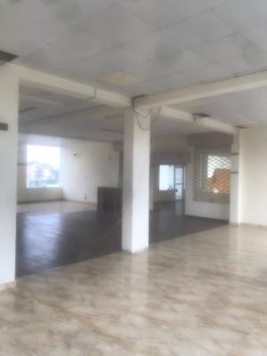 156sqm Shop/commercial Space Overlooking Two Roads, Lekki Phase 1, Lekki, Lagos, Commercial Property for Rent