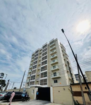 Exquisite Luxury Serviced 3 Bedroom Flat with a Room Bq, Lekki Phase 1, Lekki, Lagos, Flat / Apartment for Rent