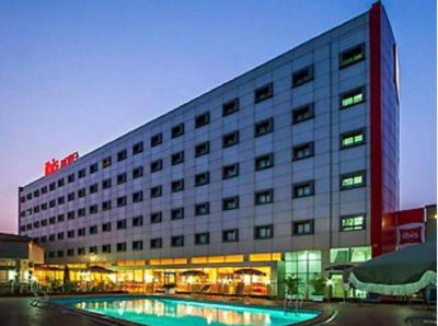 Hotel, Ajao Estate, Isolo, Lagos, Hotel / Guest House for Sale