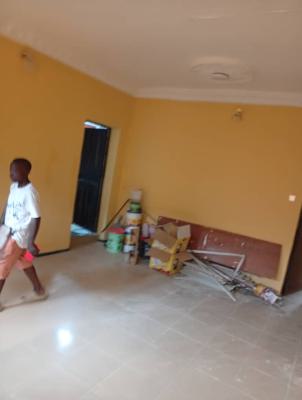 Well Mentain 2 Bedrooms Flat in an Estate, Adeniyi Jones, Ikeja, Lagos, Flat / Apartment for Rent