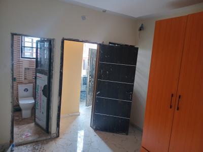 Hamburger Roomself Con, Adekunle By Lsdpc Estate, Yaba, Lagos, Self Contain (single Rooms) for Rent