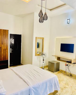 Fully Furnished Serviced One Bedroom Apartment, By Lbs, Ajah, Lagos, Self Contain (single Rooms) Short Let