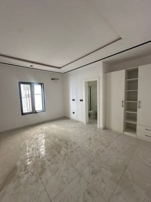 Fully Serviced 4 Bedroom Terrace in a Secured Environment, Lekki Phase 1, Lekki, Lagos, Terraced Duplex for Sale