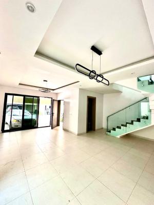Well Maintained 4 Bedroom Terrace with Bq in a Serene Estate, Freedom Way Lekki Phase 1, Lekki Phase 1, Lekki, Lagos, Terraced Duplex for Rent