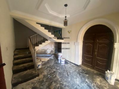 12 Rooms Building & 250sqm Warehouse, Ogudu, Ogudu, Lagos, Detached Duplex for Rent