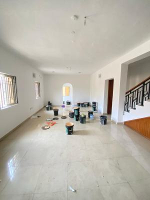 Spacious 3 Bedroom Terrace with Bq, Lekki Phase 1, Lekki, Lagos, Terraced Duplex for Rent