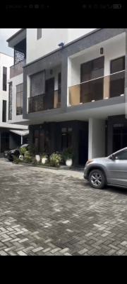 Newly Renovated 3-bedroom Apartments in Parkview with Swimming-pool*, Parkview, Ikoyi, Lagos, Flat / Apartment for Rent