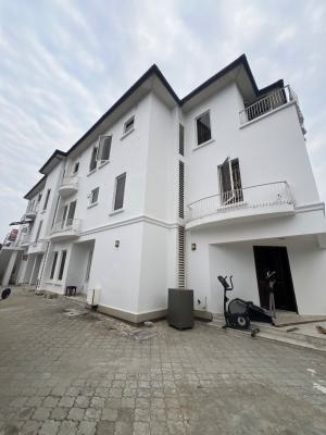 Spacious 3 Bedroom Apartment Available, Lekki Phase 1, Lekki Phase 1, Lekki, Lagos, Flat / Apartment for Rent