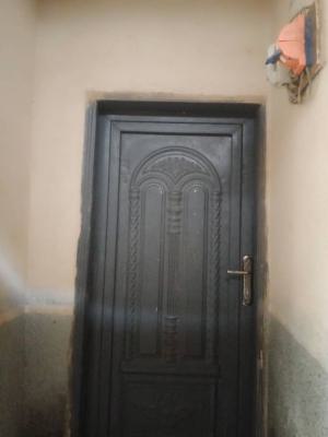 Spacious and Nicely Renovated Selfcontain, Back of Labamba, Berger Quarry, Mpape, Abuja, Flat / Apartment for Rent