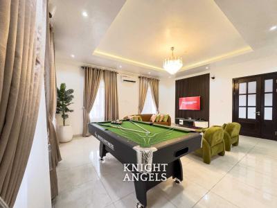 Fully Furnished 3-bedroom Apartments (upstairs), Lekki Phase 1, Lekki, Lagos, Flat / Apartment for Rent