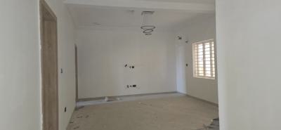 Large Size 1 Bedroom Upper Floor Flat in a Well Built Apartment Block, Lekki Phase 2, Lekki, Lagos, Flat / Apartment for Rent