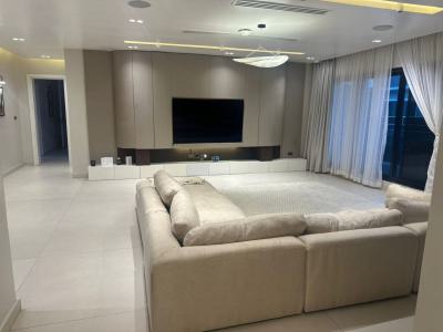 Luxury 5-bedroom Penthouse with Exotic Features & Excellent Facilties, Victoria Island (vi), Lagos, Flat / Apartment for Sale