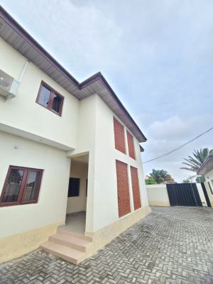 Sharp Bq in a Serene Compound, Lekki Scheme 2, Lekki Phase 2, Lekki, Lagos, House for Rent
