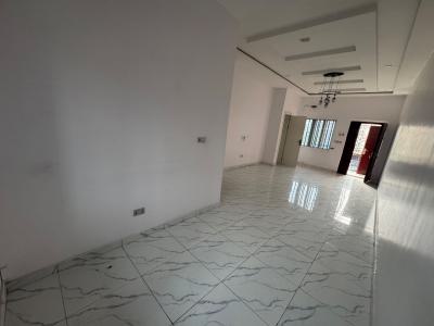 a Super Clean and Spacious 3 Bedroom Apartment(upstair), By Victory Pack Estate, Osapa, Lekki, Lagos, Flat / Apartment for Rent